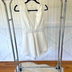 Fun romper, very elegant